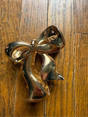 Shiny Gold Bow Hair Clip for Women metal
